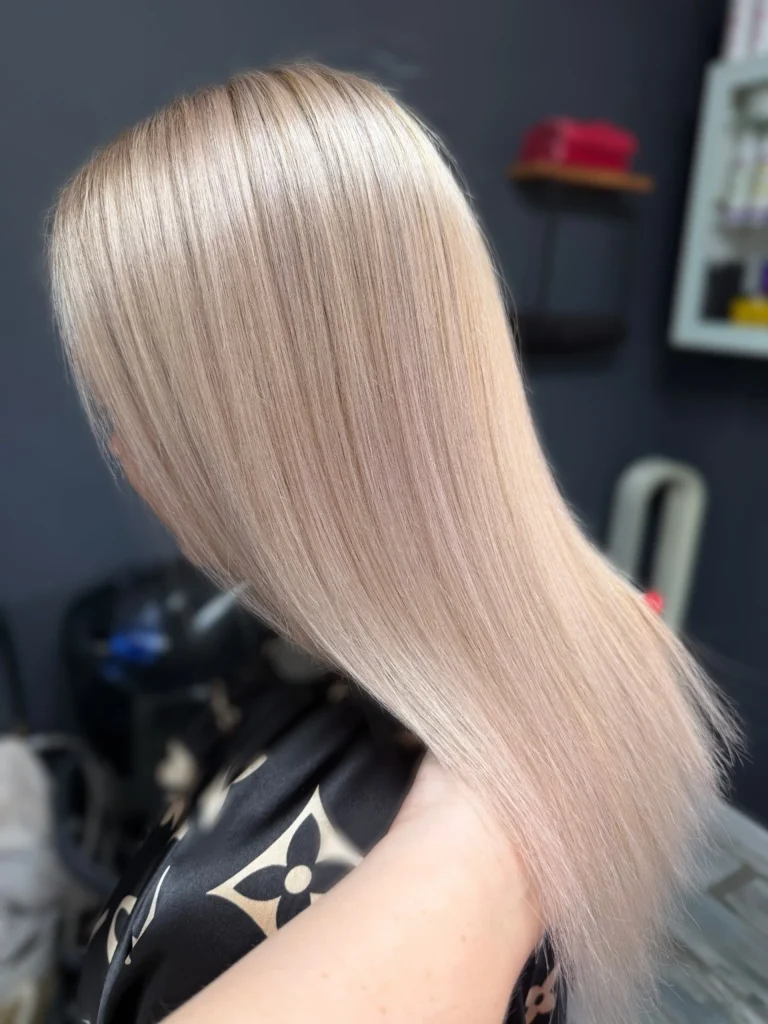 Холодно-бежевый Total Blonde после тонирования без повторного осветления